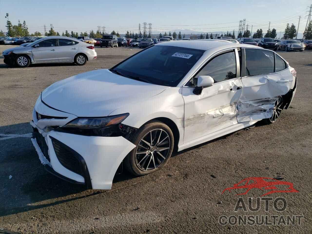 TOYOTA CAMRY 2021 - 4T1G11AK9MU577590
