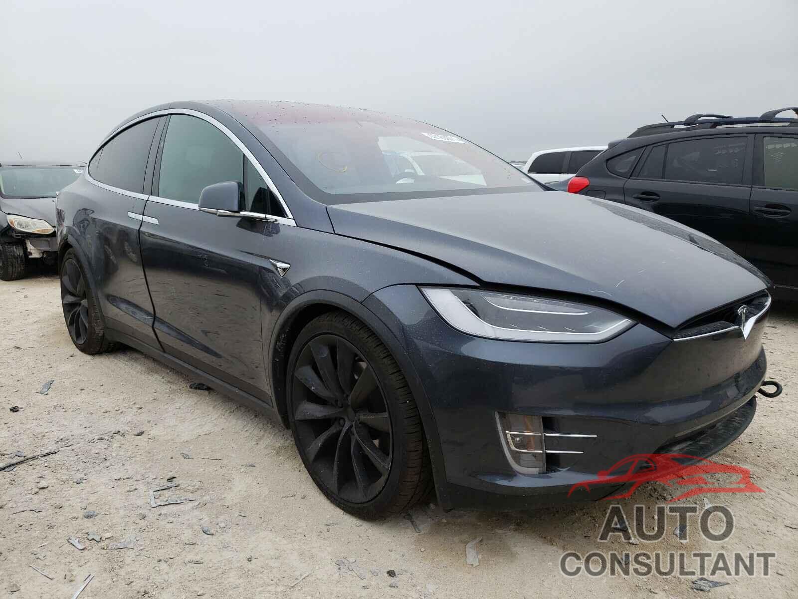 TESLA MODEL X 2018 - 5YJXCBE23JF127324