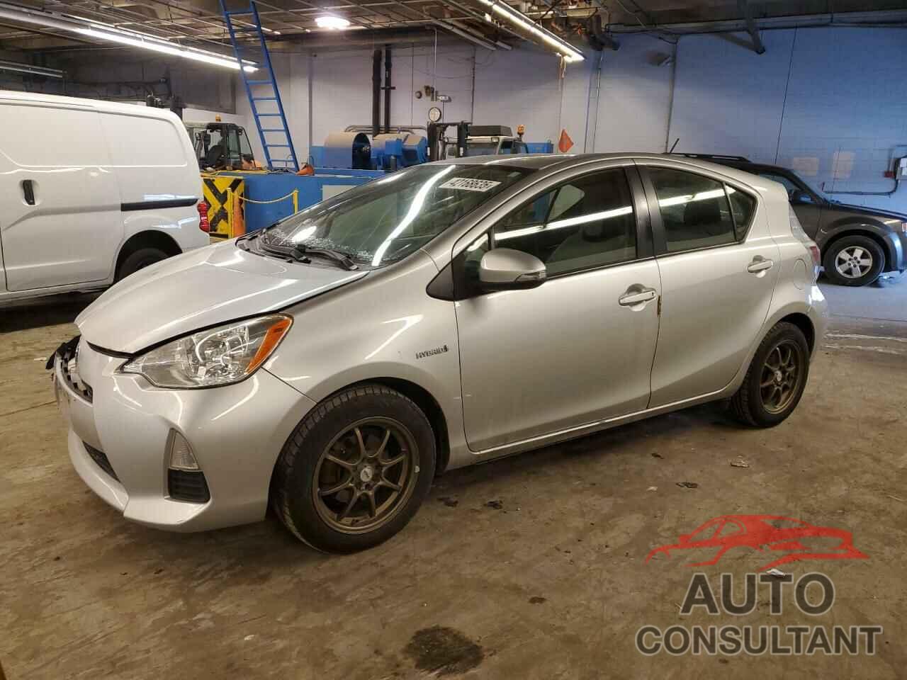 TOYOTA PRIUS 2012 - JTDKDTB30C1525855