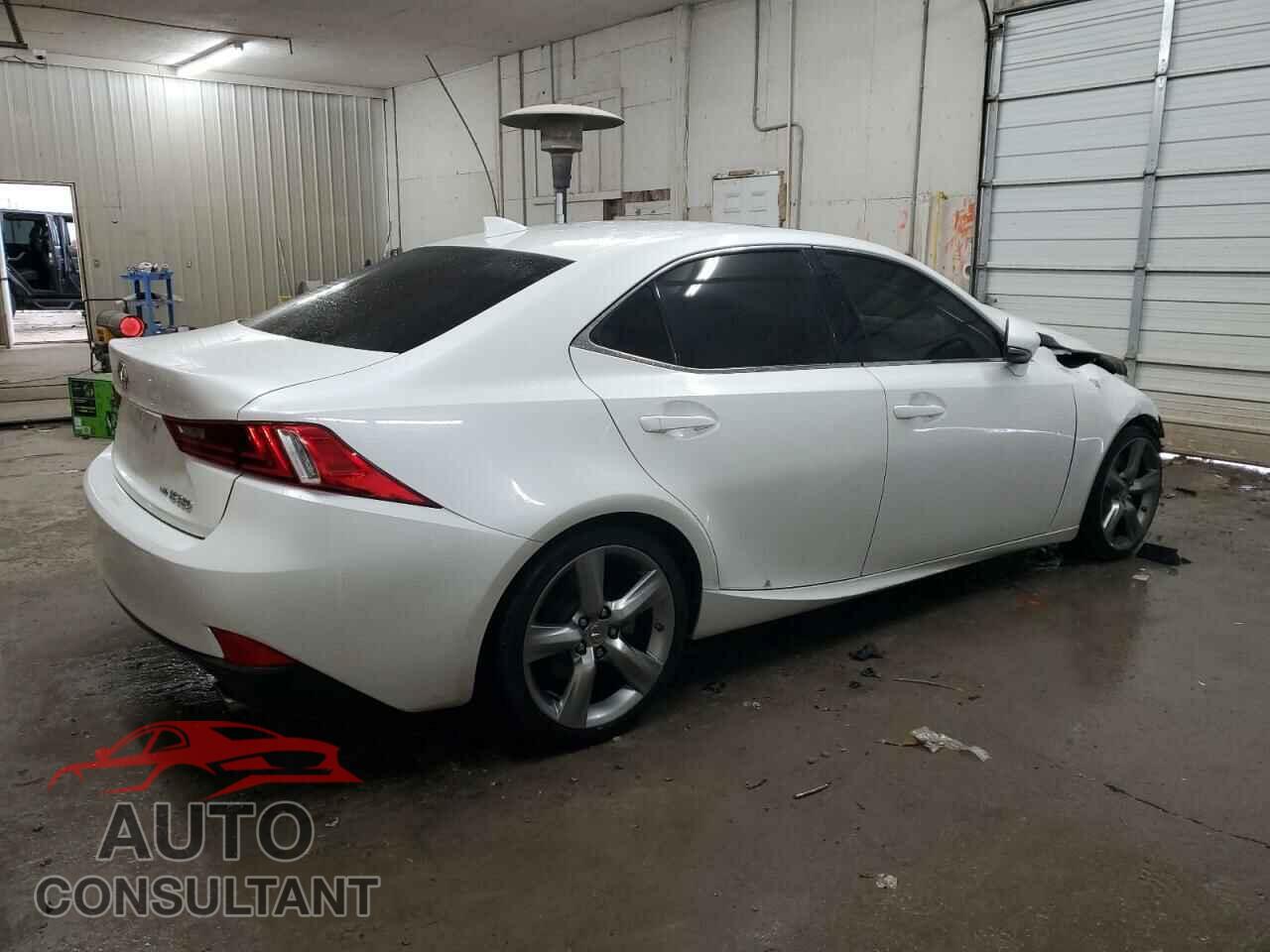 LEXUS IS 2014 - JTHCE1D22E5004592