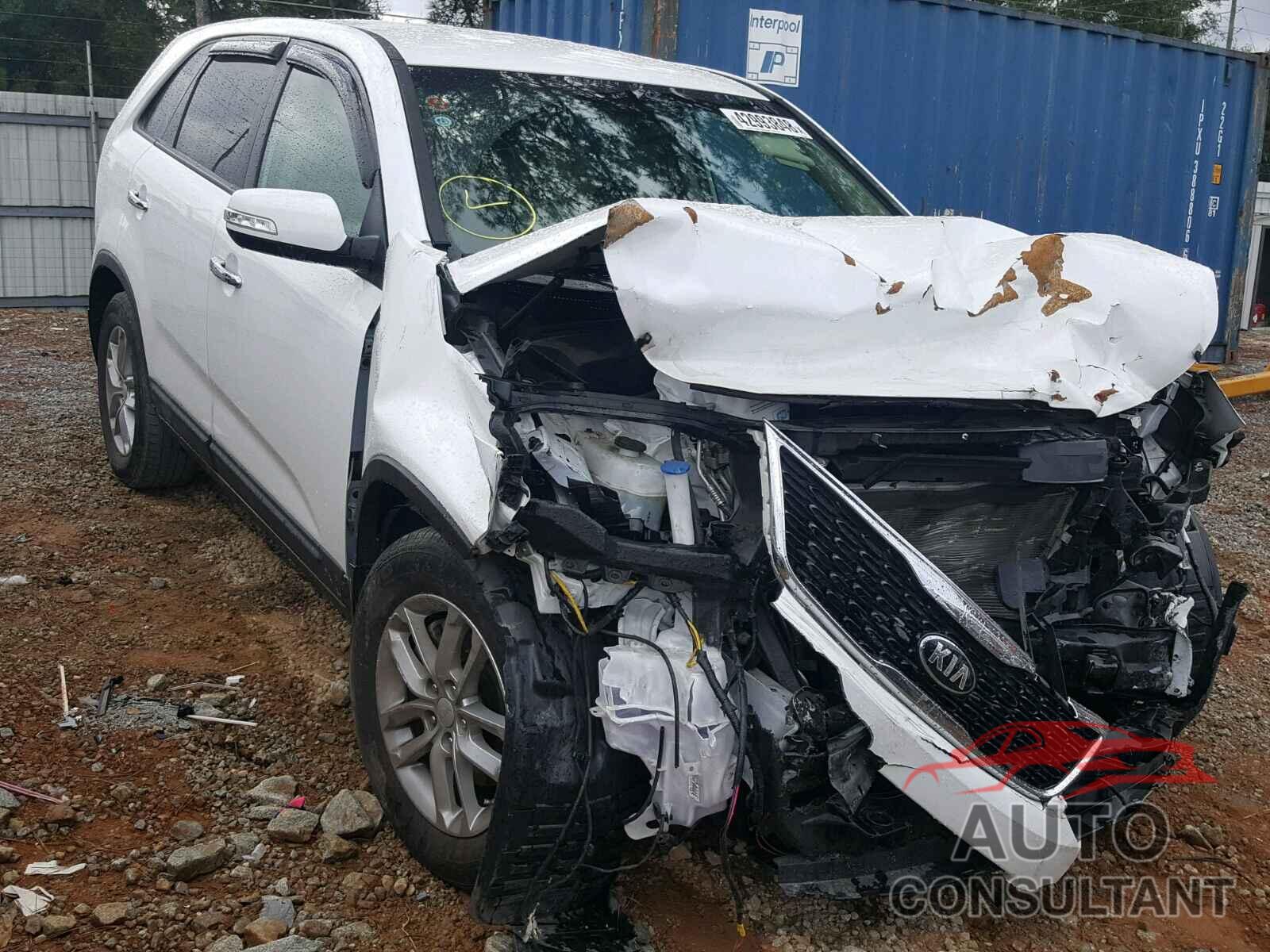 KIA SORENTO LX 2015 - 5XYKT3A61FG626504