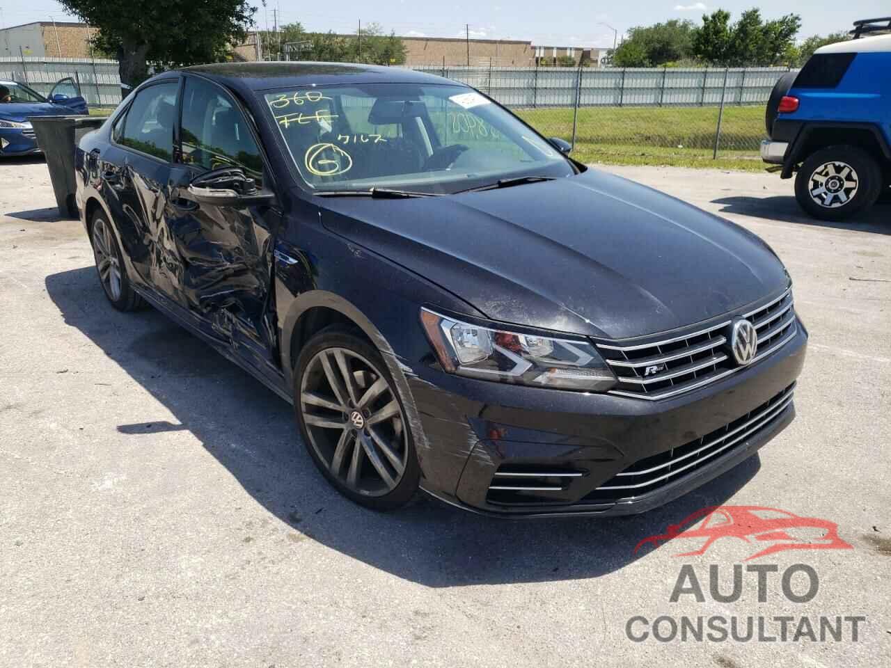 VOLKSWAGEN PASSAT 2018 - 1VWAA7A34JC015830