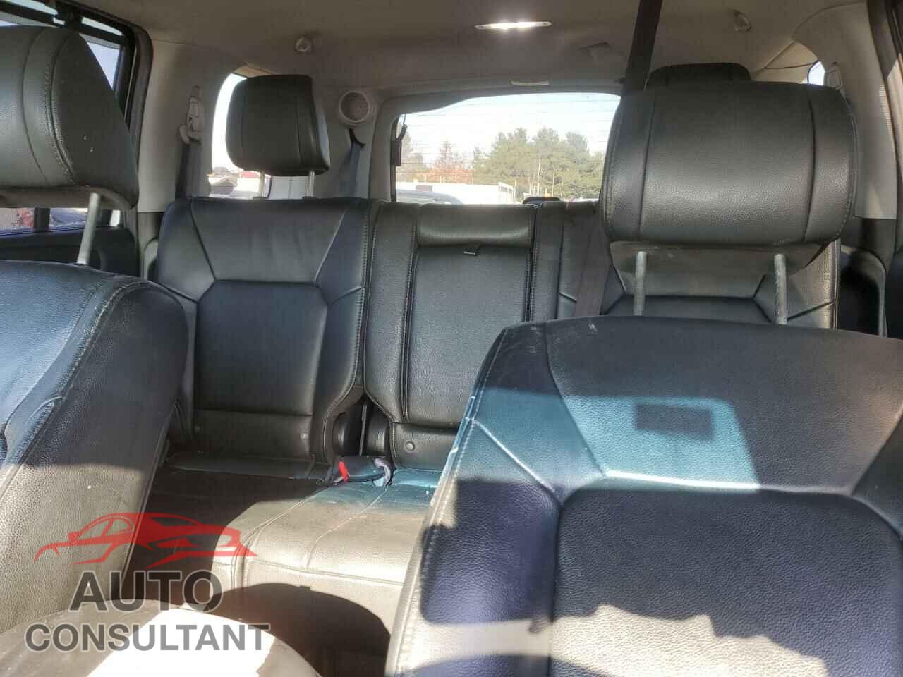 HONDA PILOT 2014 - 5FNYF4H92EB016978