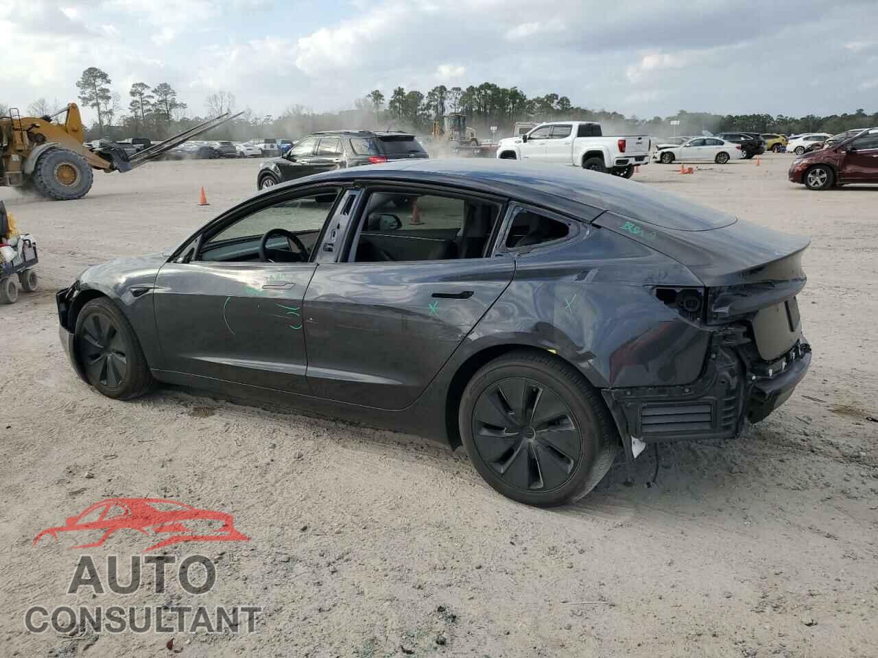 TESLA MODEL 3 2024 - 5YJ3E1EA8RF726631