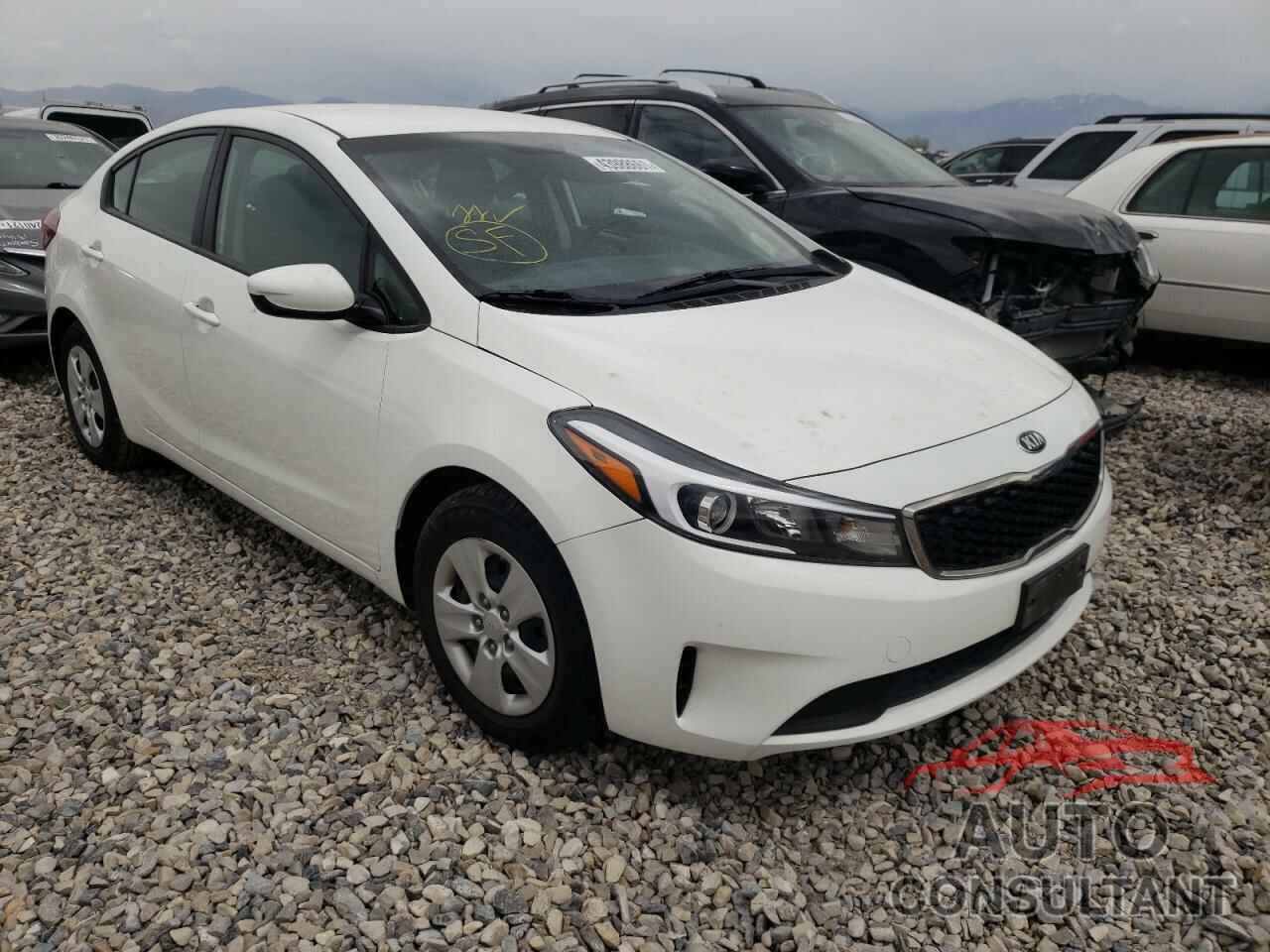 KIA FORTE 2017 - 3KPFK4A75HE101240