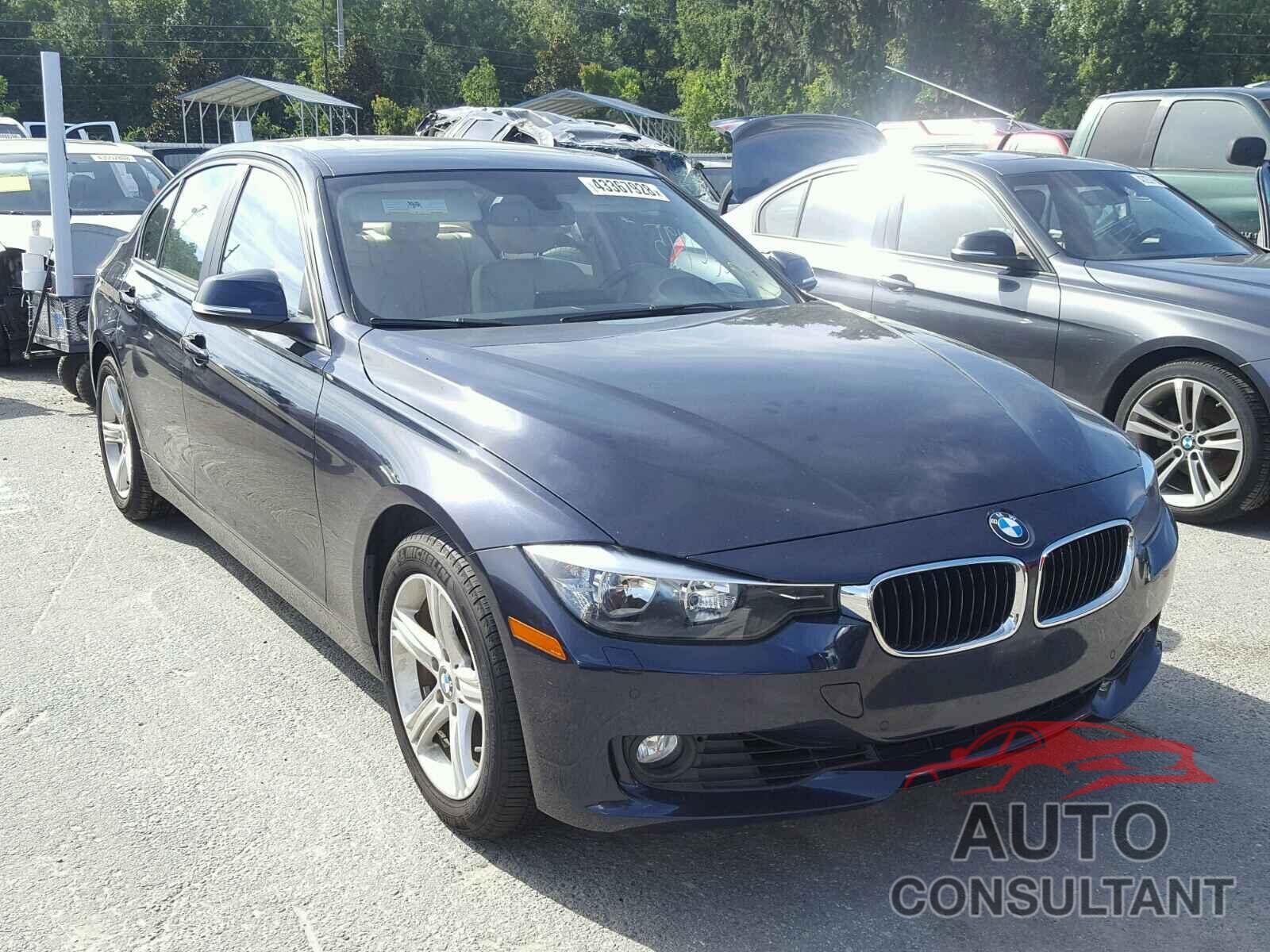 BMW 3 SERIES 2015 - WBA3C1C54FK119410