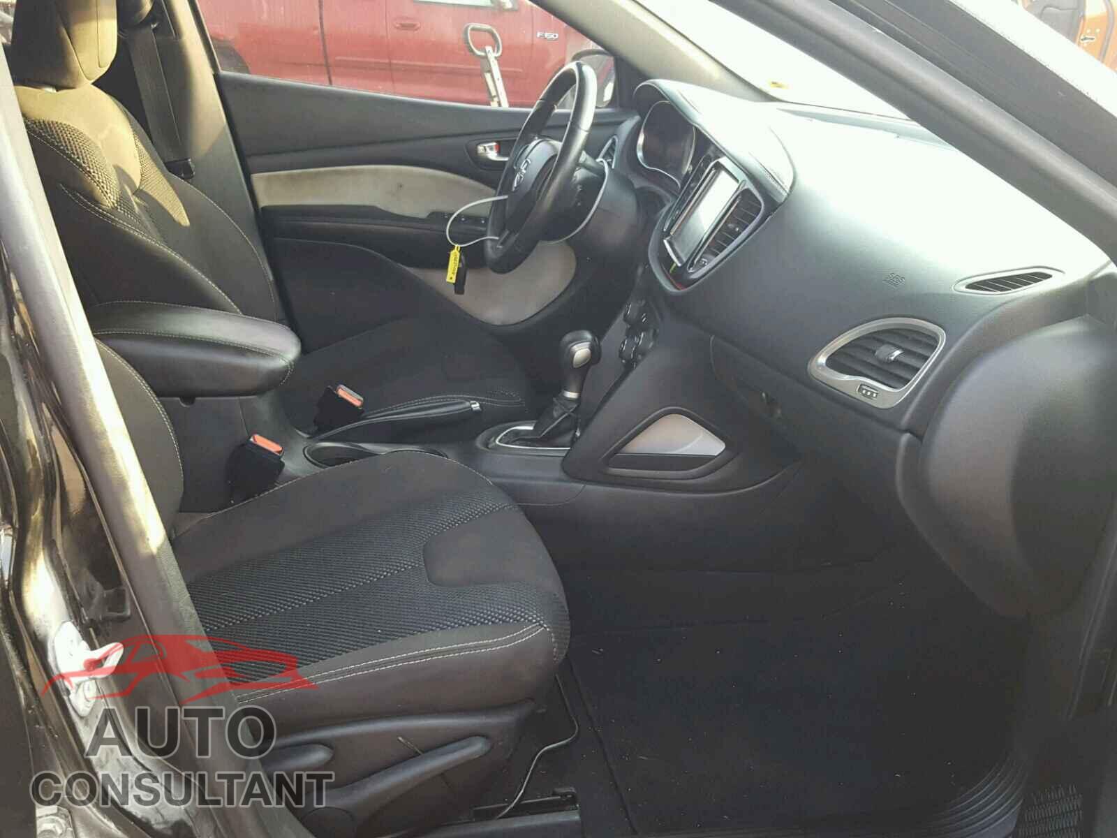 DODGE DART 2015 - 1C3CDFBB4FD301928