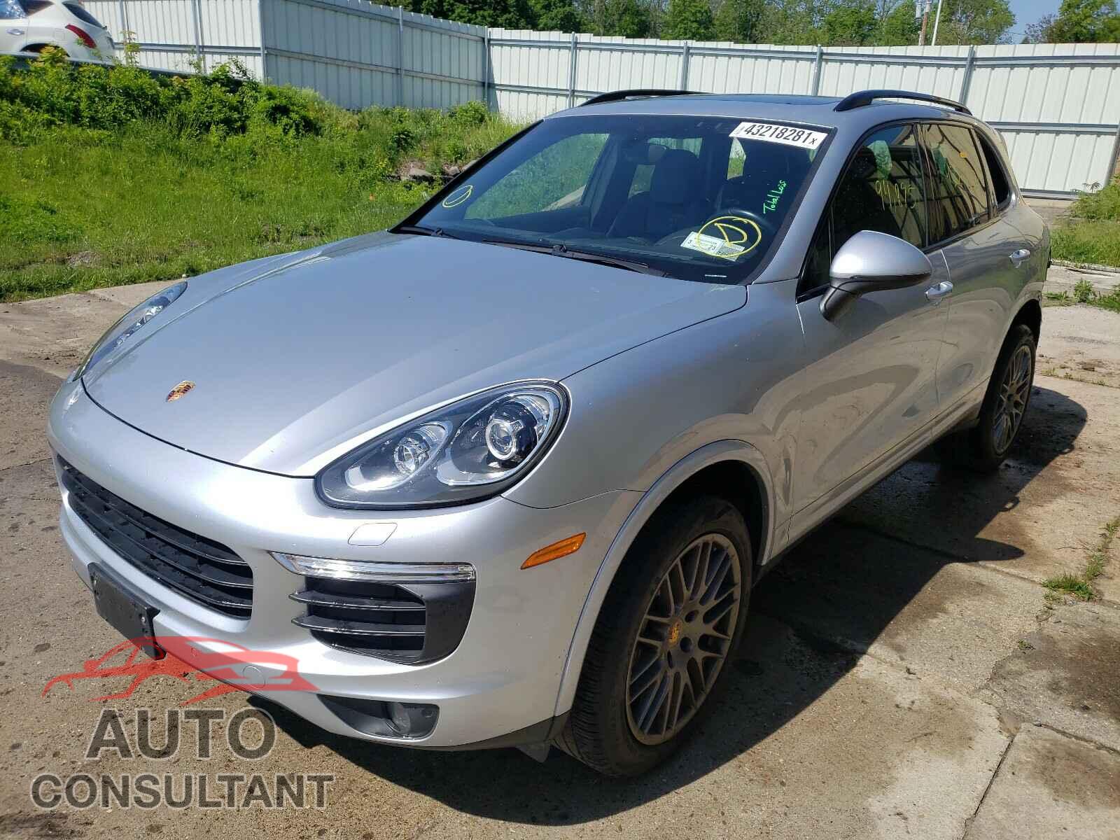 PORSCHE CAYENNE 2017 - WP1AA2A25HKA86806