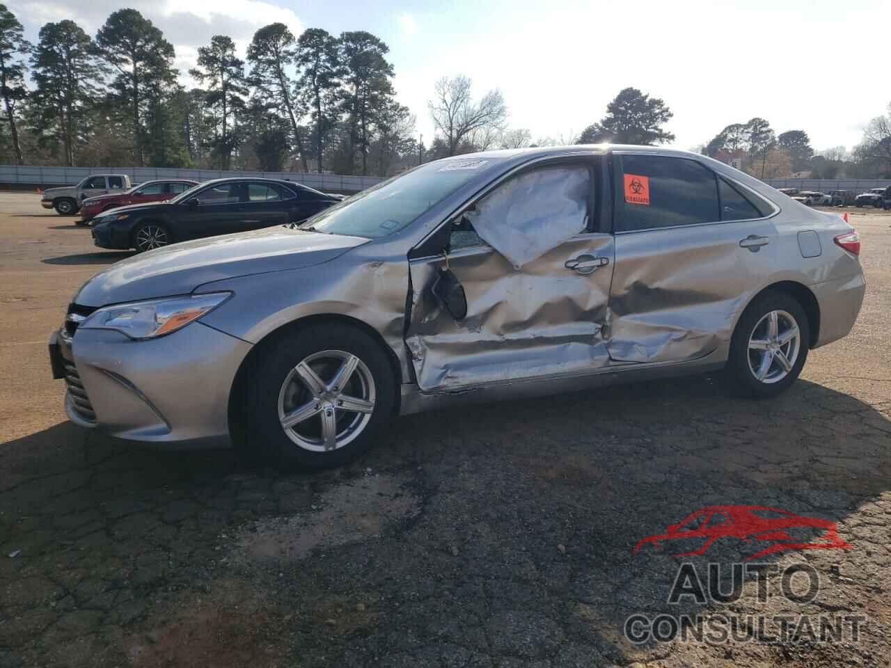 TOYOTA CAMRY 2016 - 4T4BF1FK0GR519270