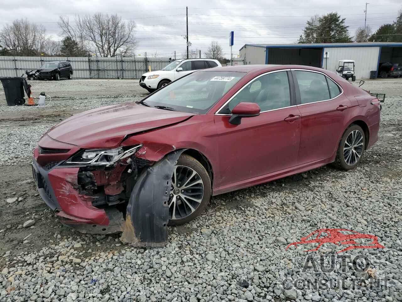 TOYOTA CAMRY 2018 - 4T1B11HK5JU525403