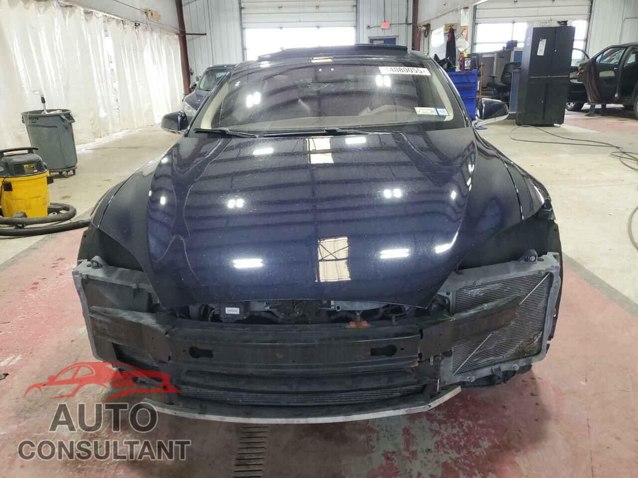 TESLA MODEL S 2013 - 5YJSA1DN0DFP06913