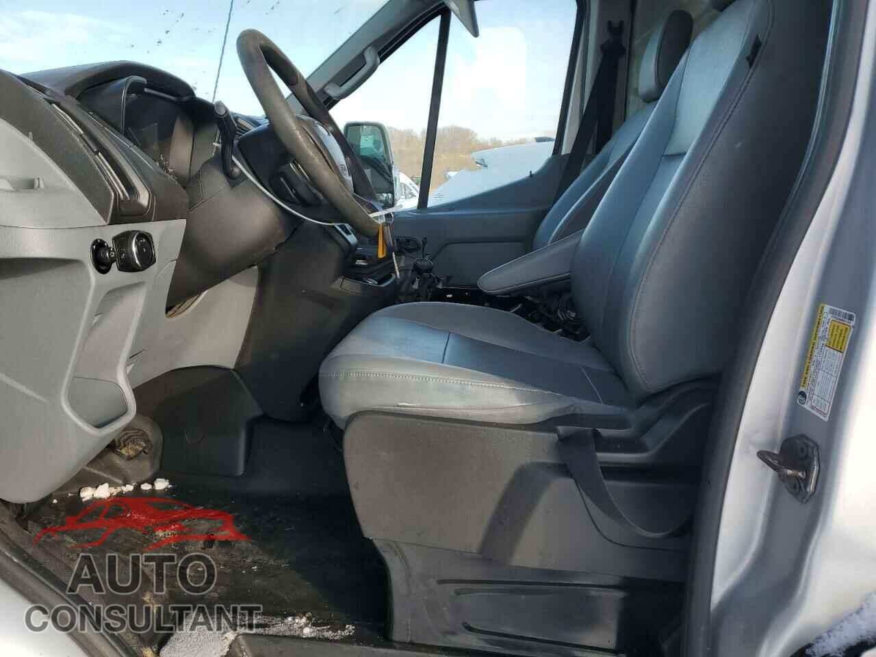FORD TRANSIT 2017 - 1FTYR2CM9HKA71247