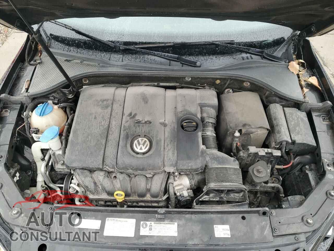 VOLKSWAGEN PASSAT 2014 - 1VWAH7A31EC001899