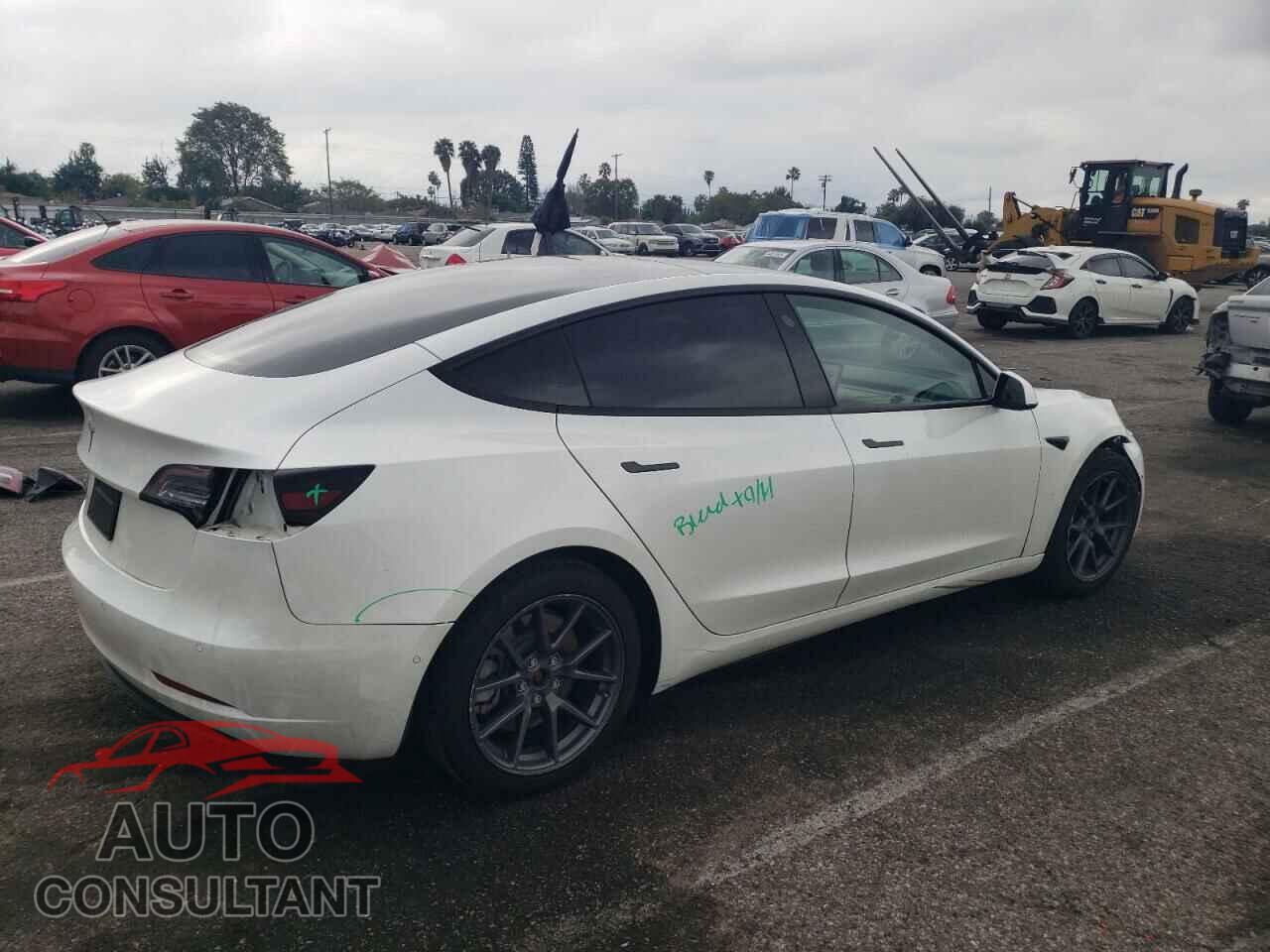 TESLA MODEL 3 2021 - 5YJ3E1EA1MF941387