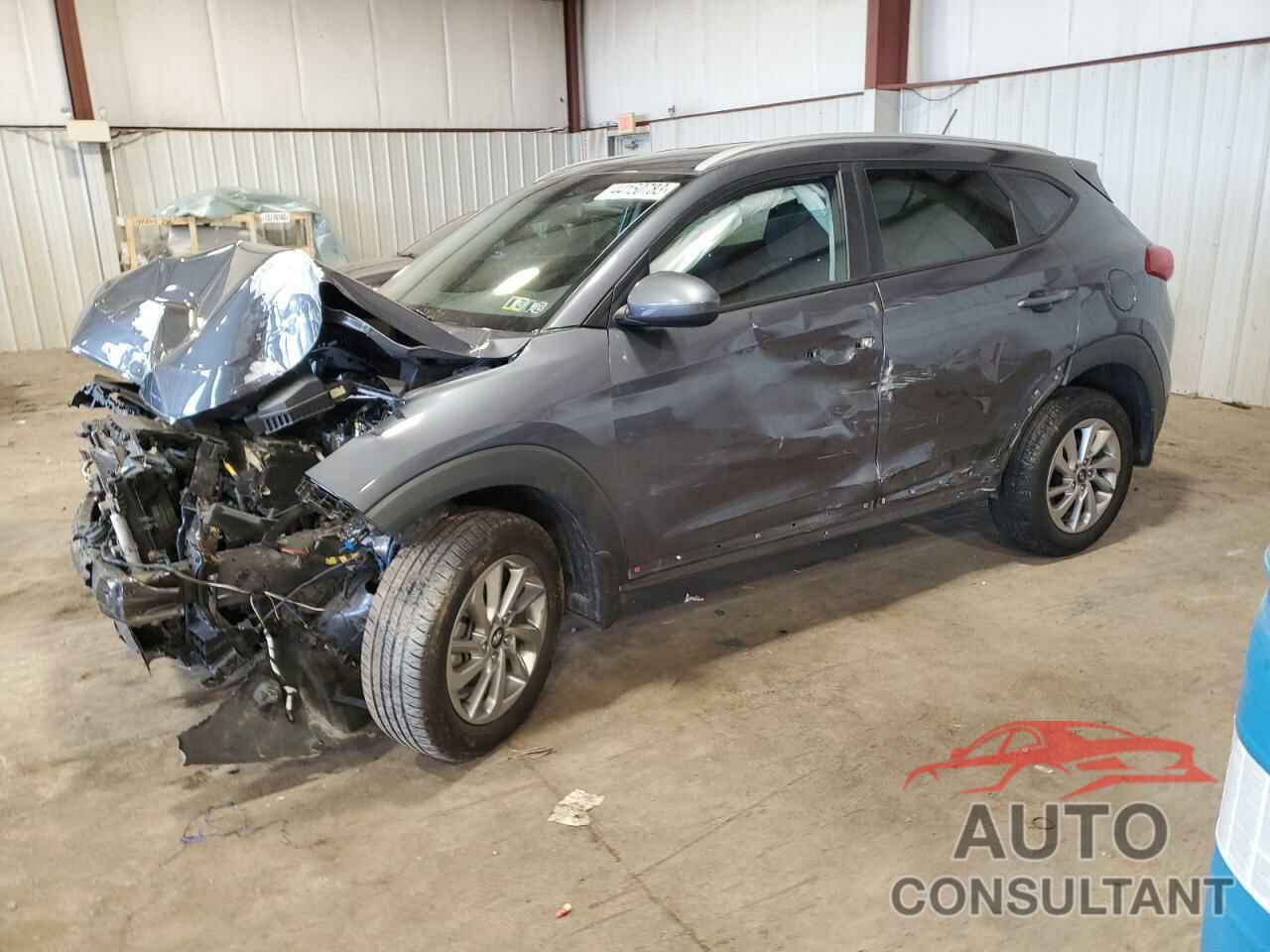 HYUNDAI TUCSON 2017 - KM8J3CA48HU588244