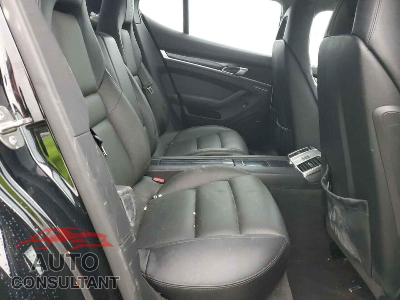 PORSCHE PANAMERA 2013 - WP0AA2A71DL015877