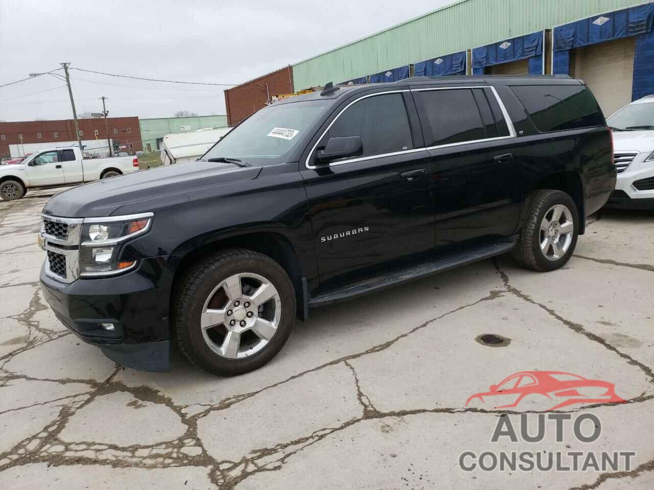 CHEVROLET SUBURBAN 2017 - 1GNSCHKC3HR304850