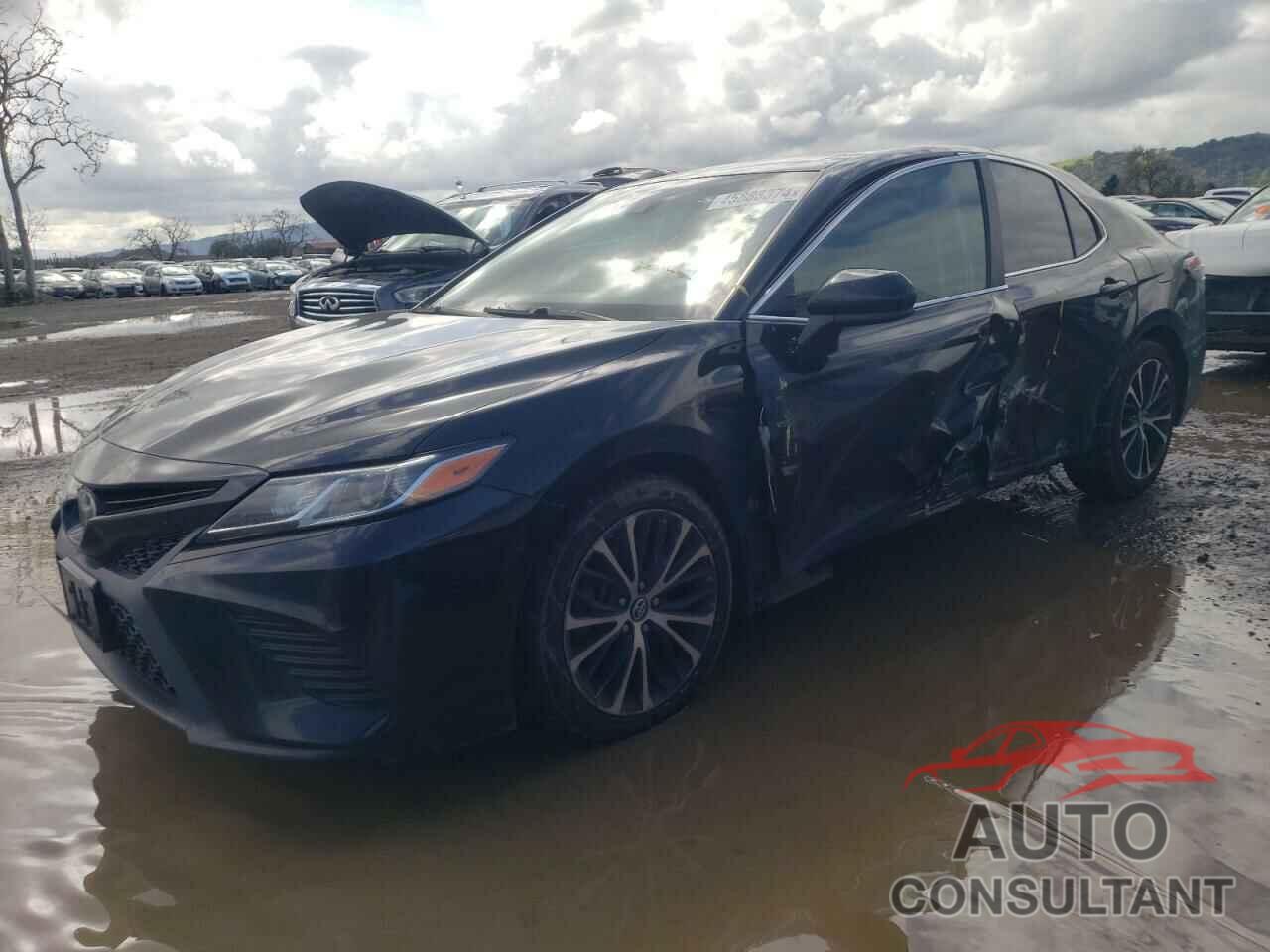 TOYOTA CAMRY 2018 - 4T1B11HK1JU657994