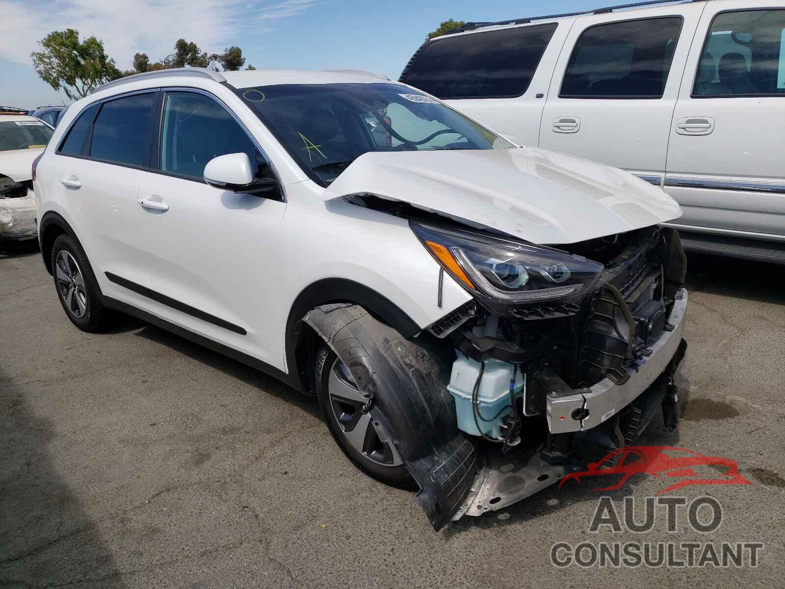 KIA NIRO 2018 - KNDCC3LD1J5147758