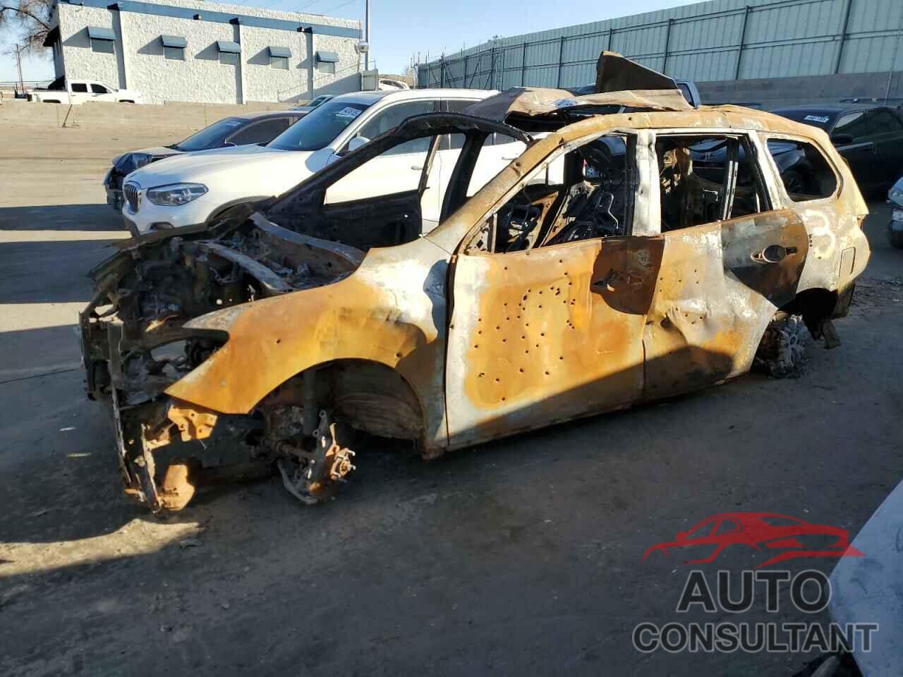 NISSAN PATHFINDER 2019 - 5N1DR2MN4KC609047