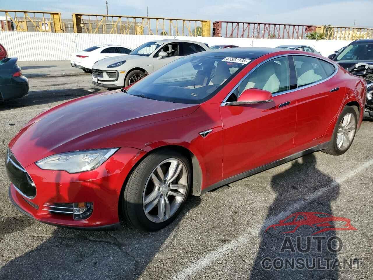 TESLA MODEL S 2015 - 5YJSA1H13FF096452