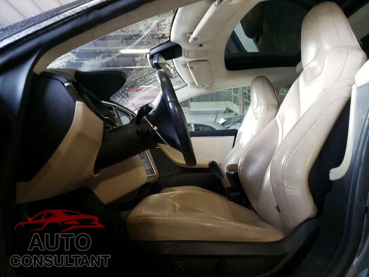 TESLA MODEL S 2015 - 5YJSA1S26FF096544