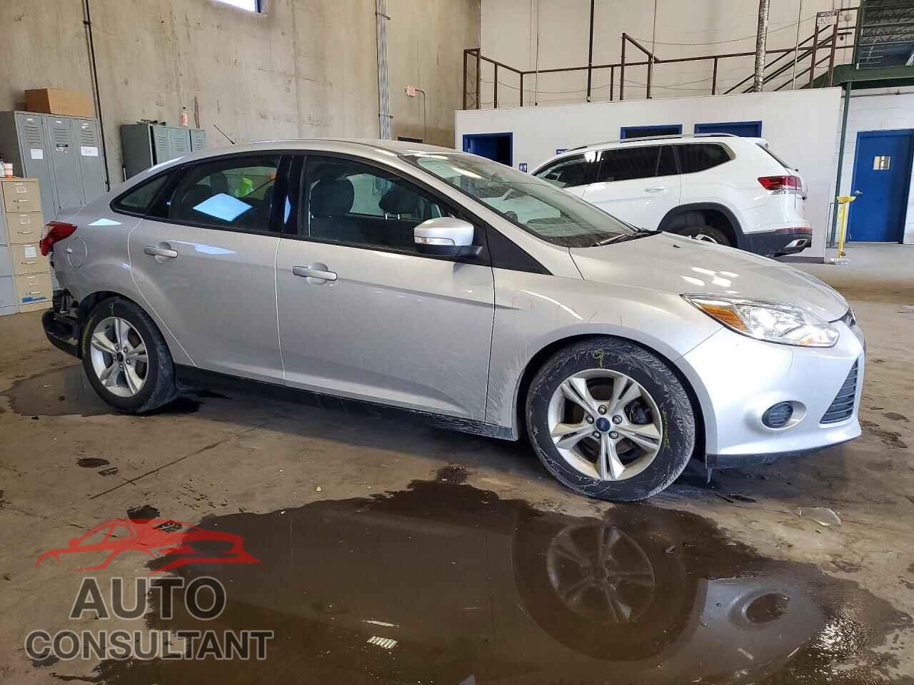 FORD FOCUS 2014 - 1FADP3F26EL452926