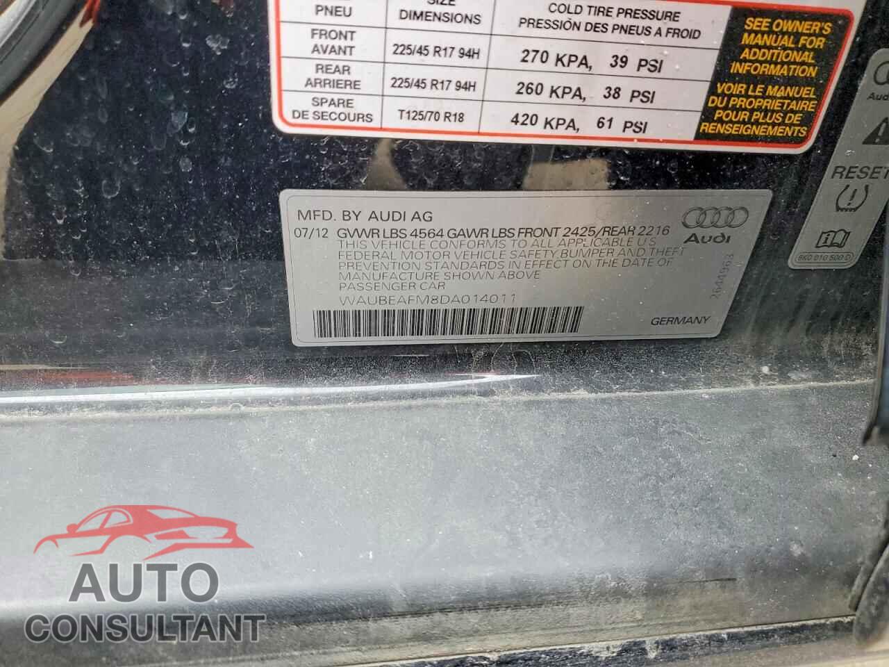 AUDI A3 2013 - WAUBEAFM8DA014011