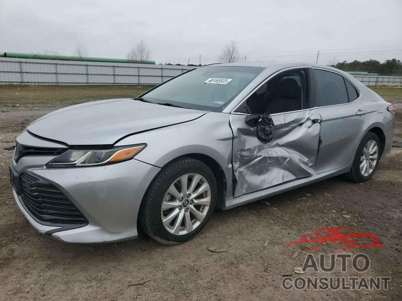 TOYOTA CAMRY 2018 - 4T1B11HKXJU548840