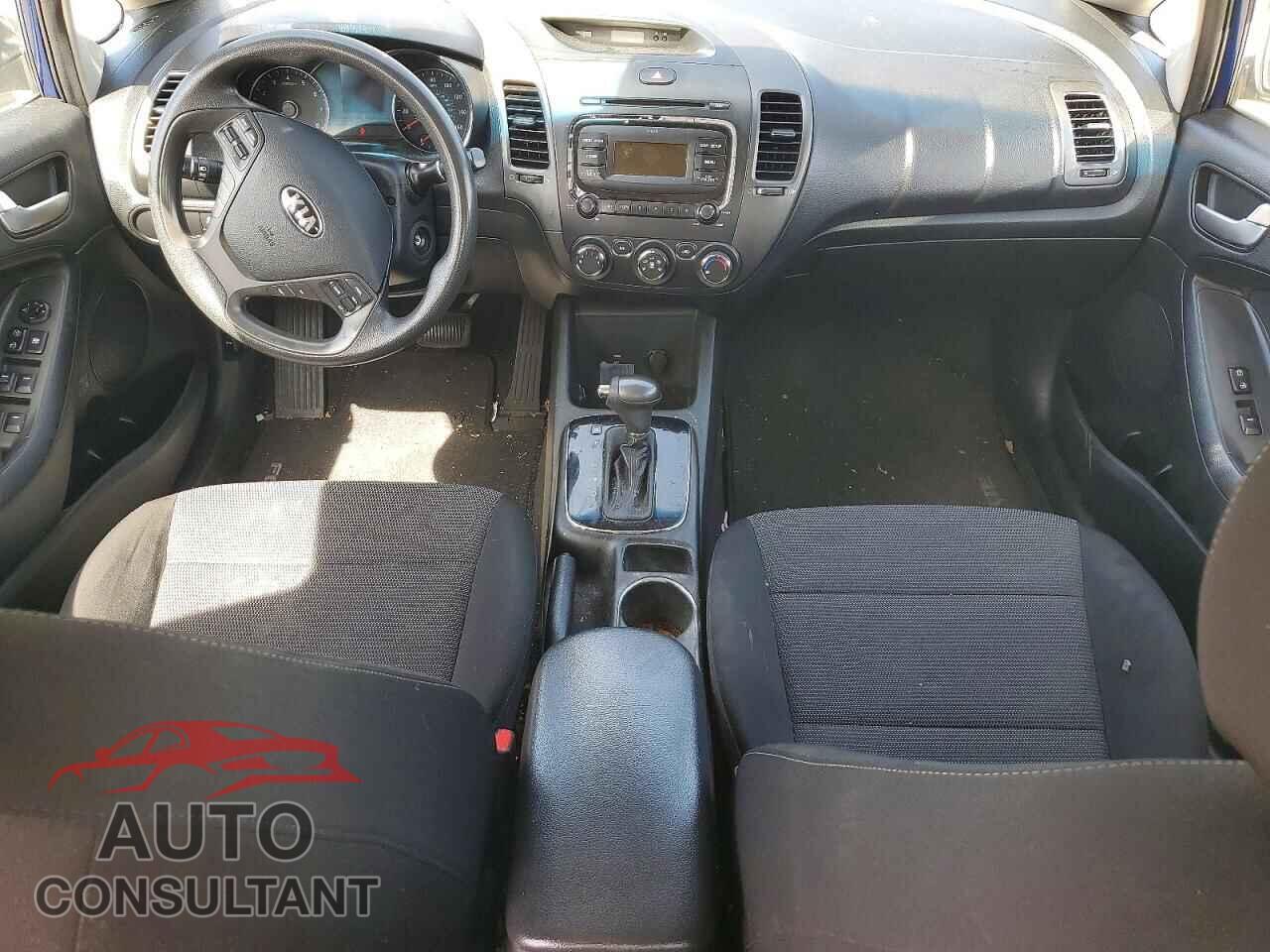 KIA FORTE 2018 - 3KPFK4A76JE230237