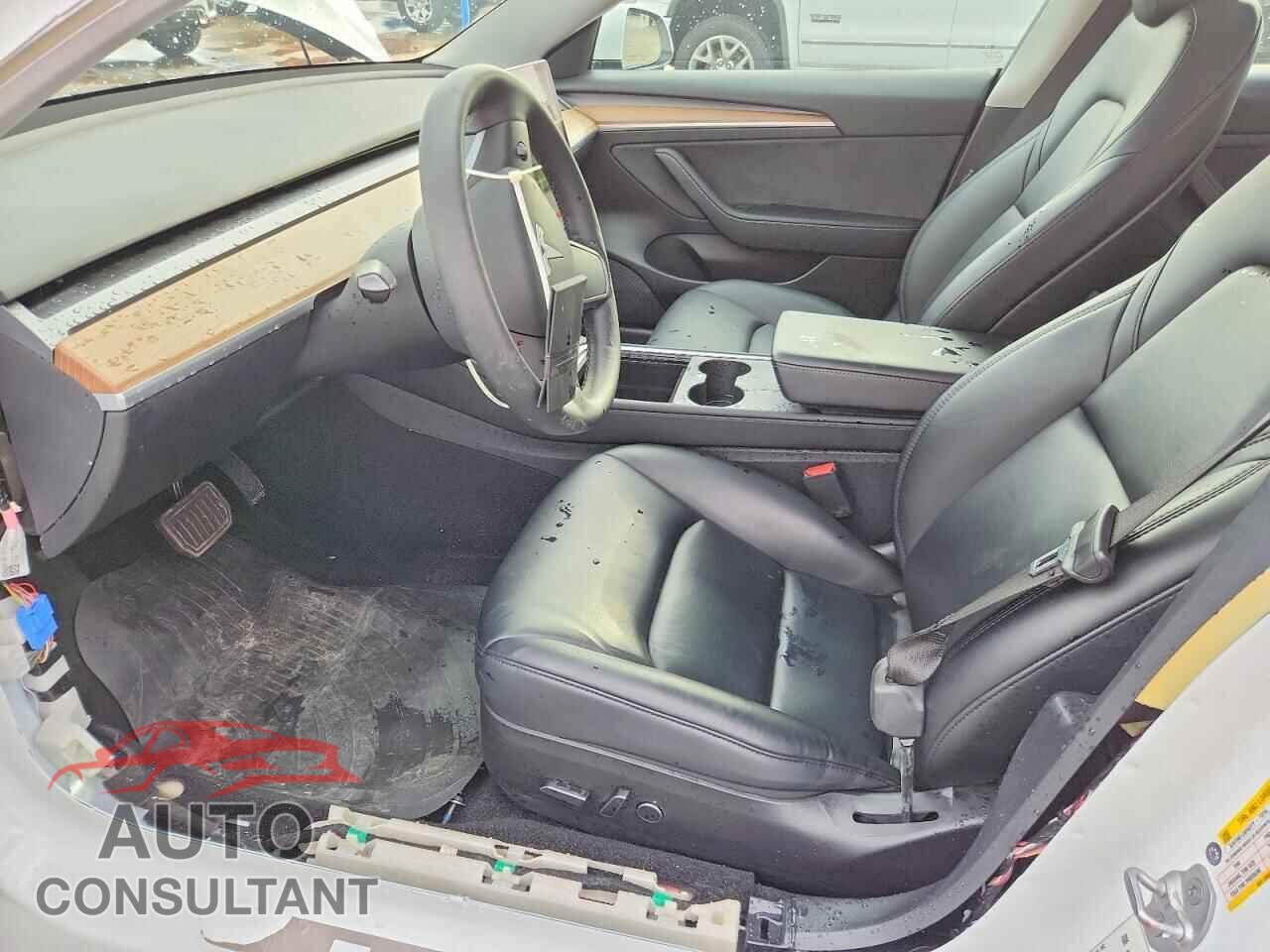 TESLA MODEL 3 2021 - 5YJ3E1EA3MF060528
