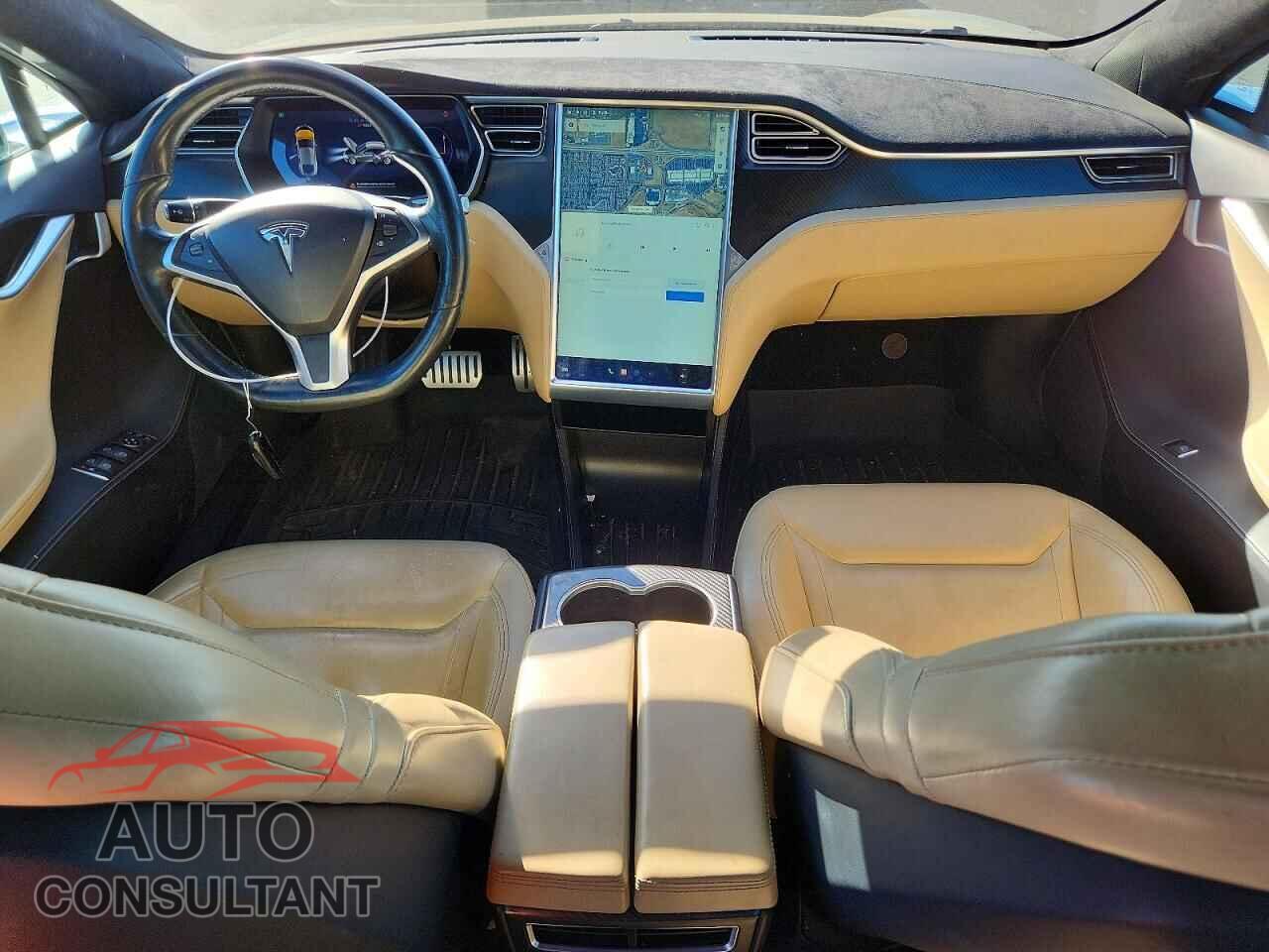 TESLA MODEL S 2015 - 5YJSA1E40FF114985