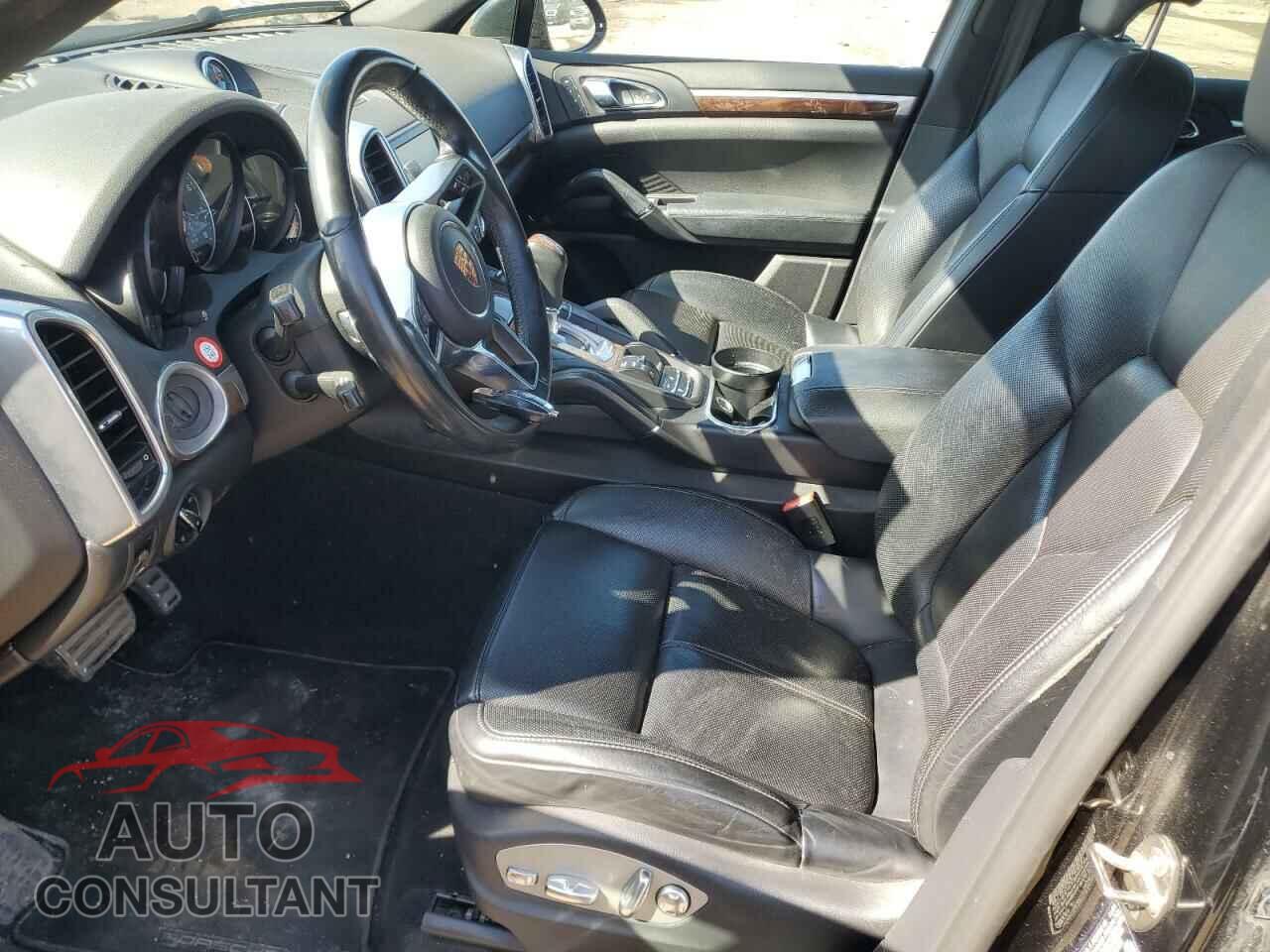 PORSCHE CAYENNE 2015 - WP1AB2A20FLA58027