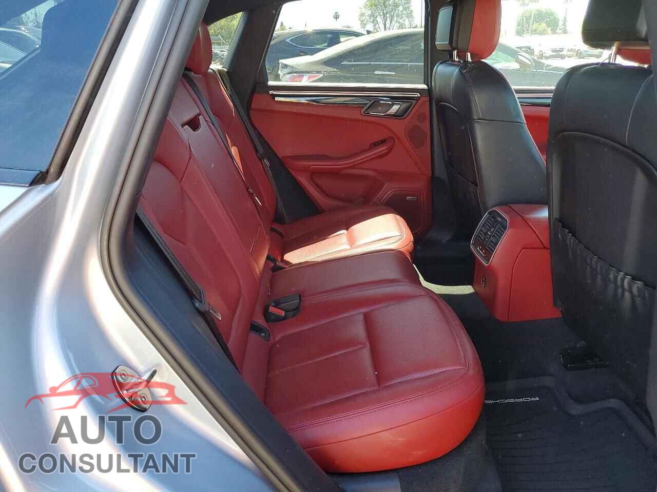 PORSCHE MACAN 2024 - WP1AA2A52RLB06211