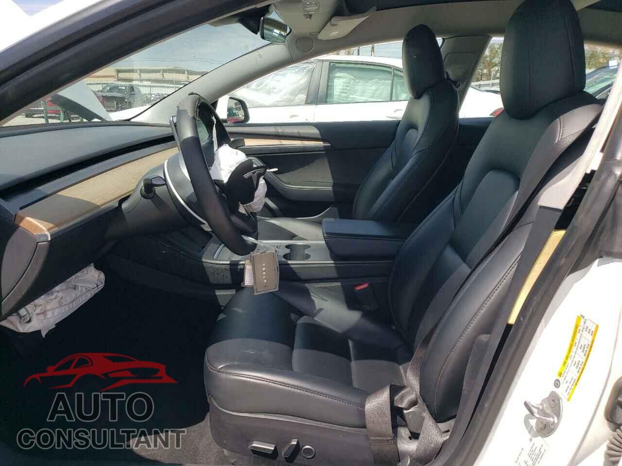 TESLA MODEL 3 2021 - 5YJ3E1EA2MF095500