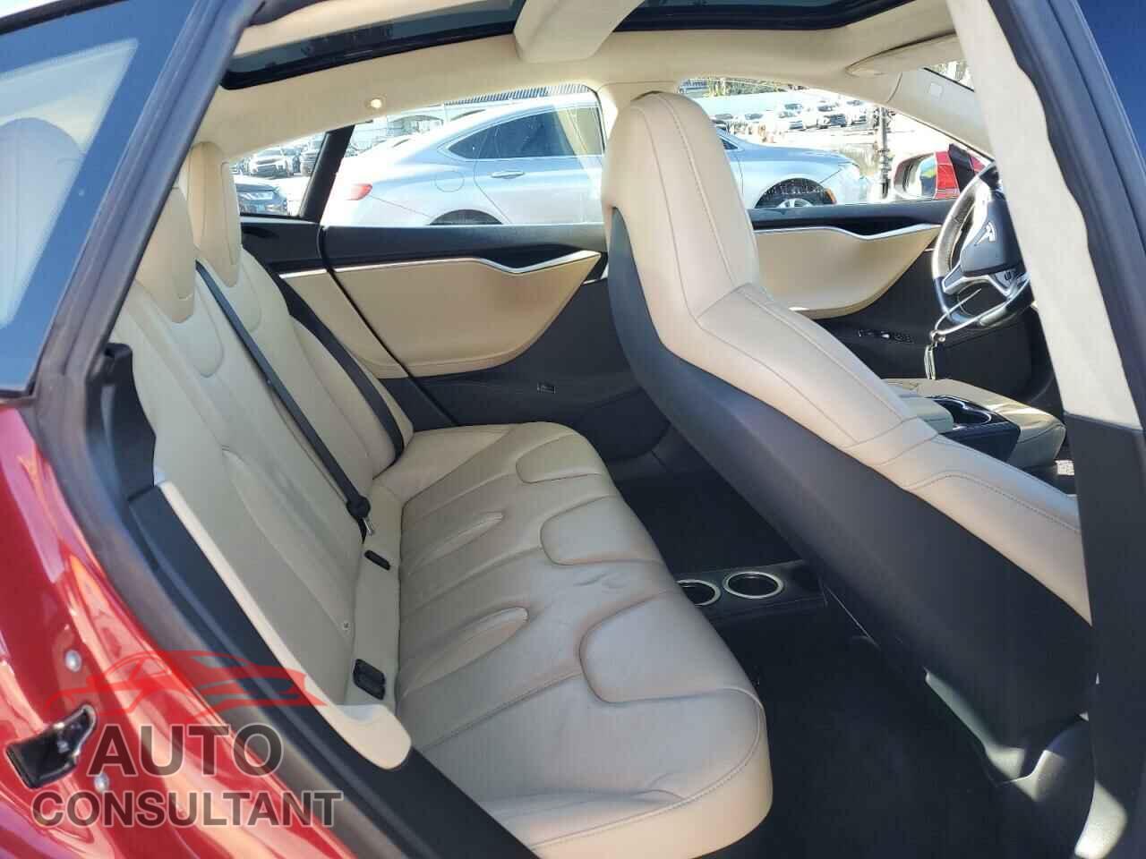 TESLA MODEL S 2015 - 5YJSA1H14FF095911