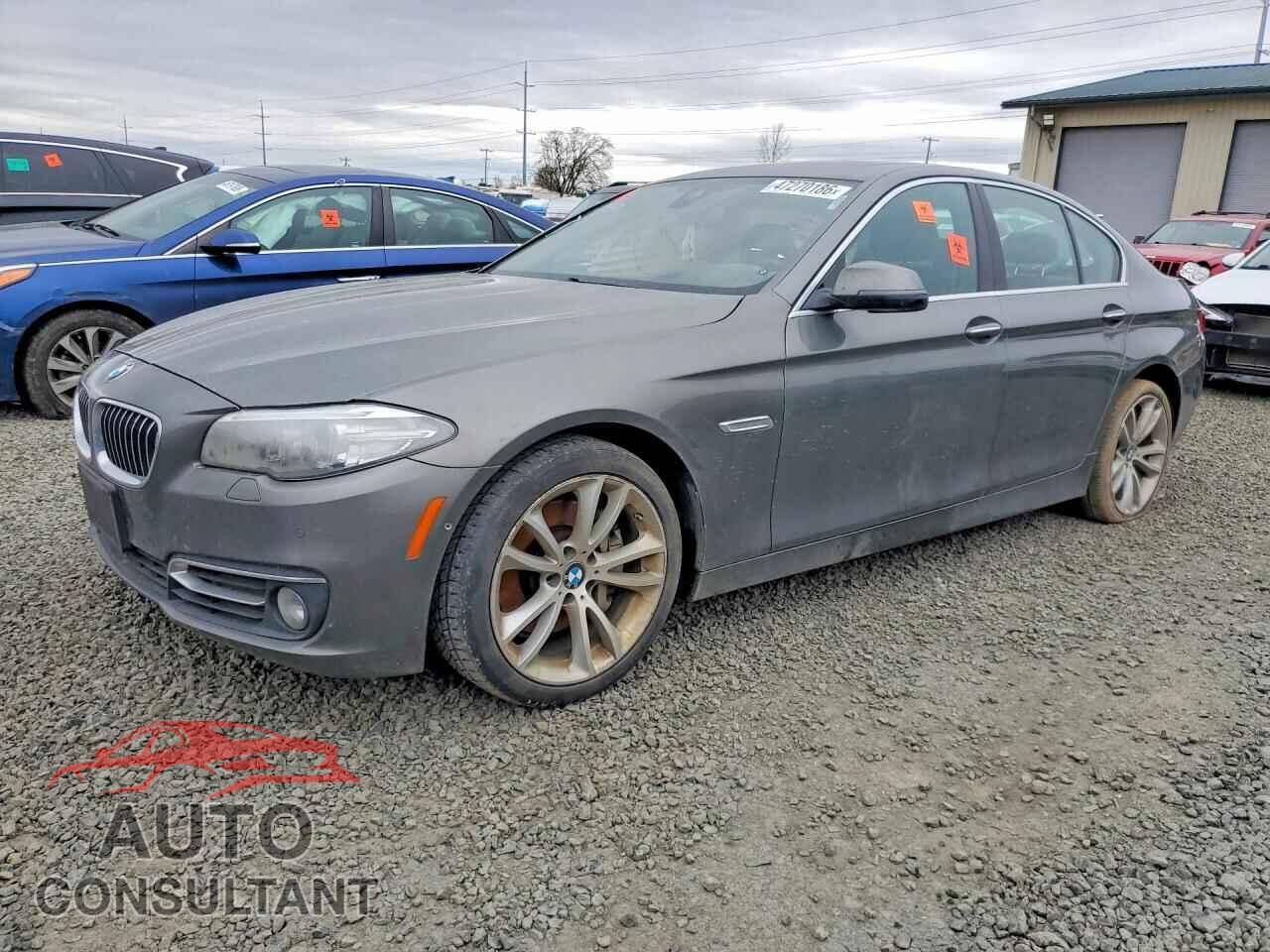 BMW 5 SERIES 2015 - WBA5B1C57FD920302