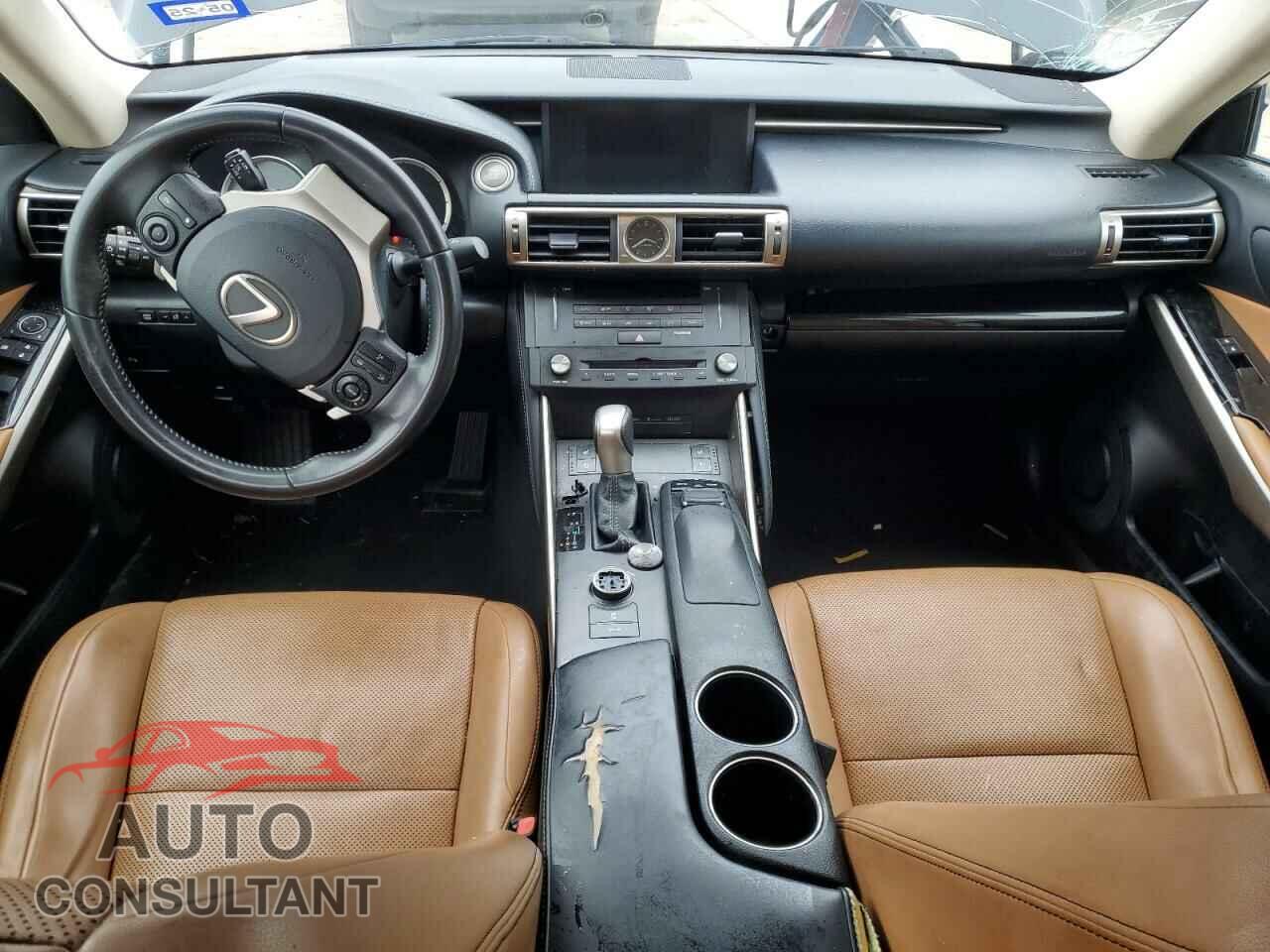 LEXUS IS 2015 - JTHBF1D25F5051870