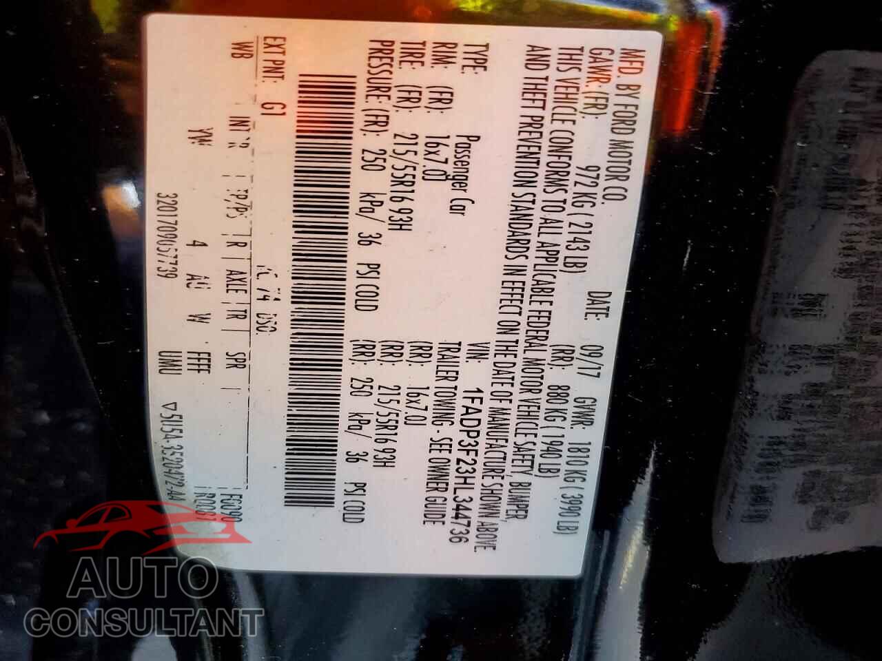 FORD FOCUS 2017 - 1FADP3F23HL344736