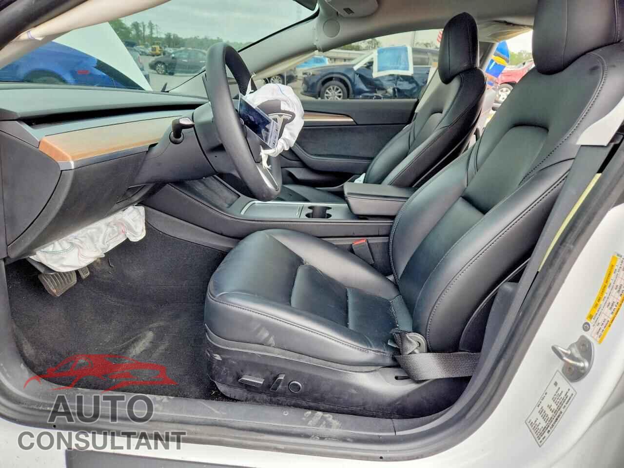 TESLA MODEL 3 2021 - 5YJ3E1EA0MF084740