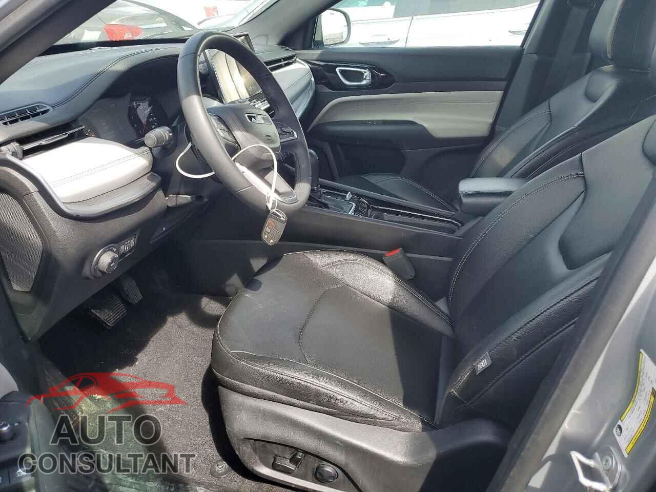 JEEP COMPASS 2025 - 3C4NJDCN2ST512124