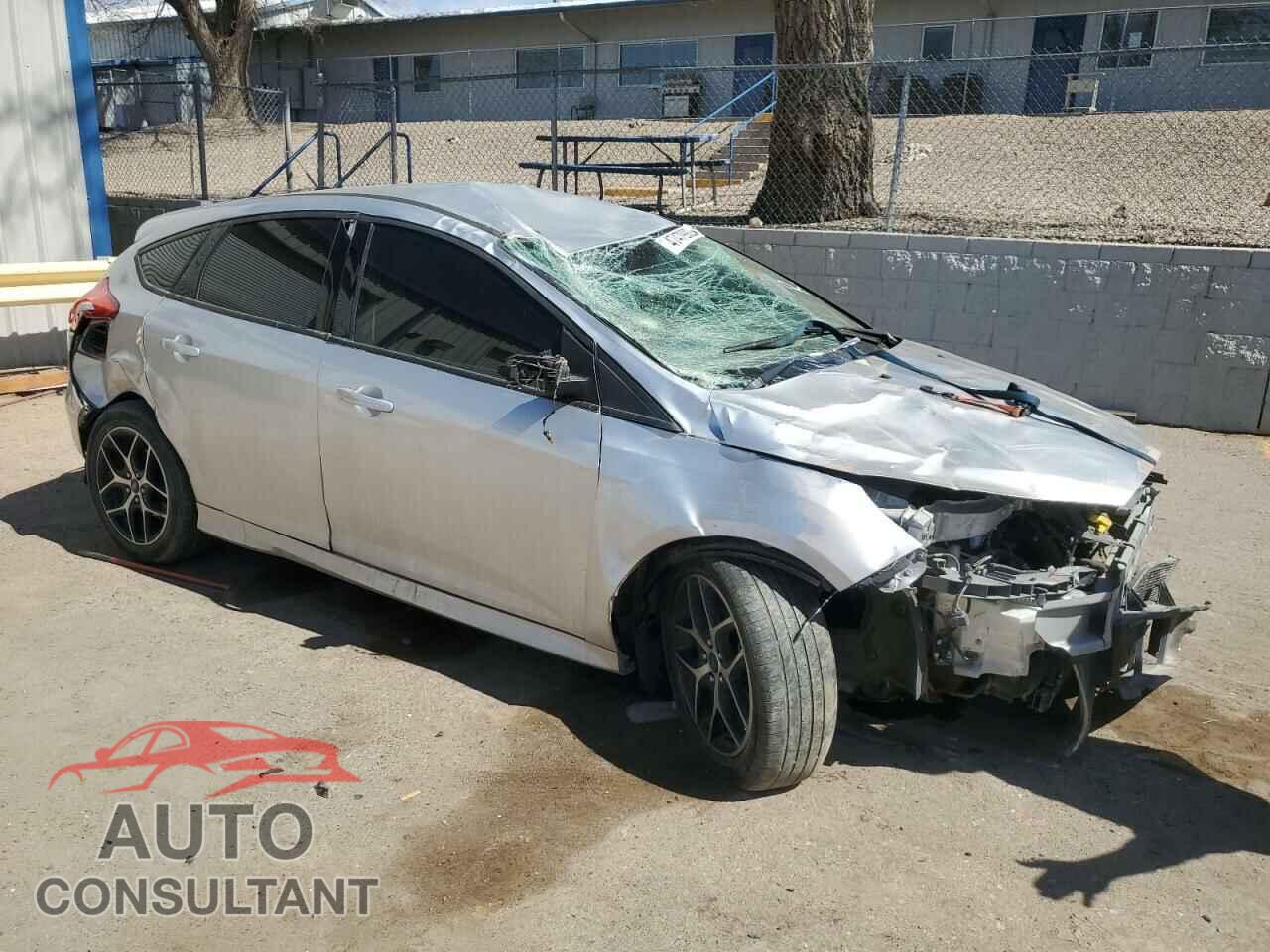 FORD FOCUS 2015 - 1FADP3K24FL248858
