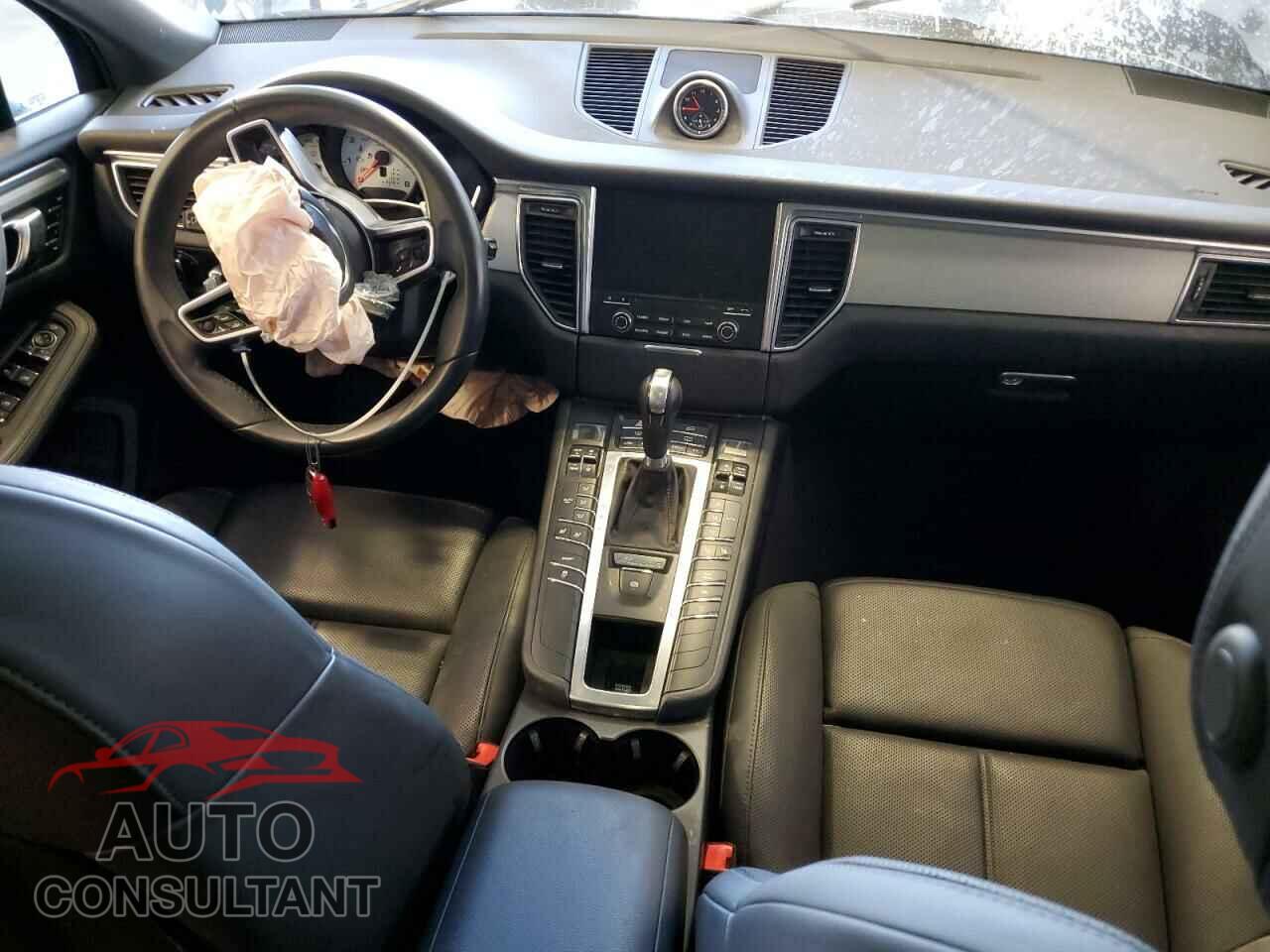 PORSCHE MACAN 2017 - WP1AA2A57HLB00757