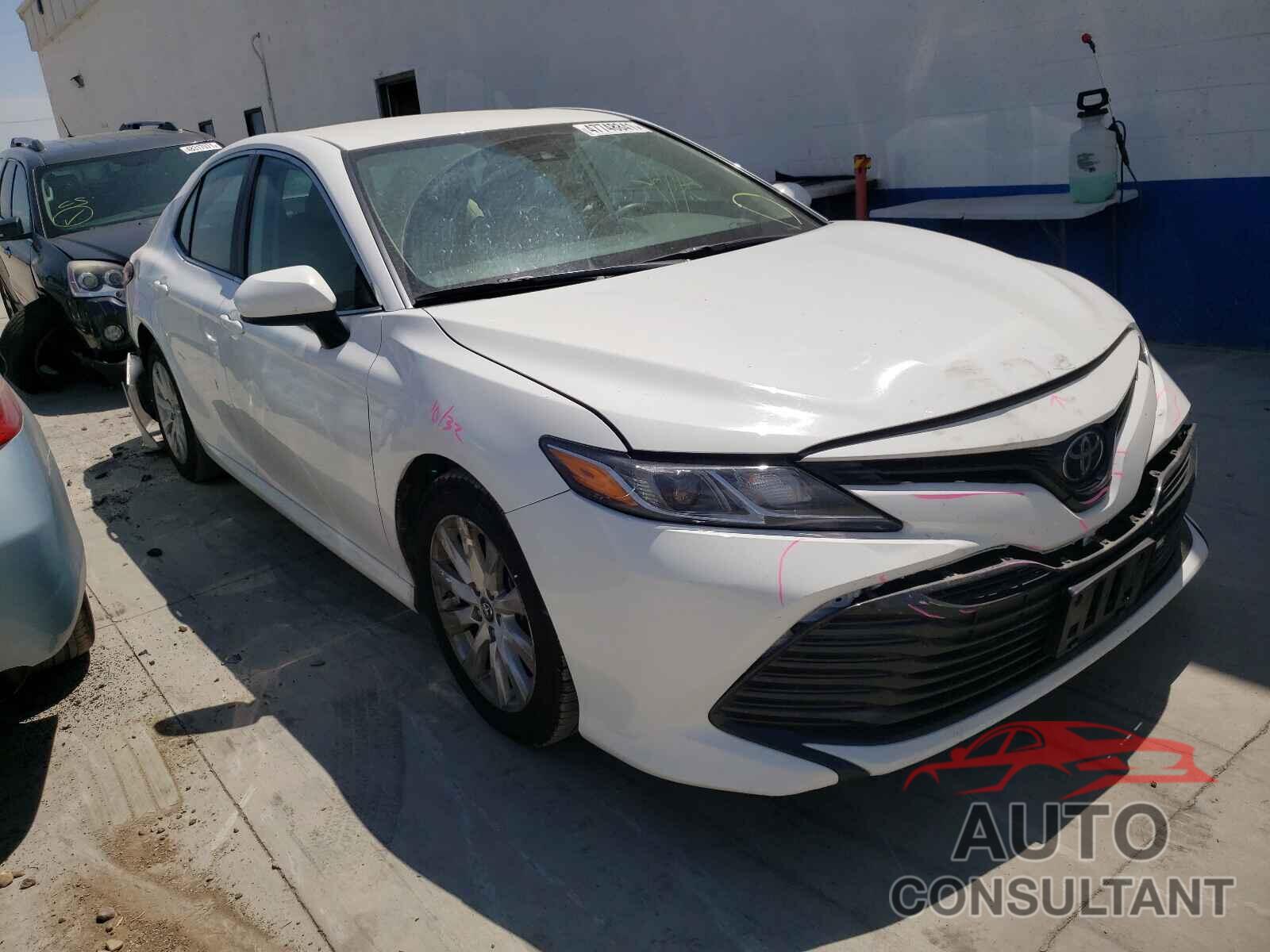 TOYOTA CAMRY 2019 - 4T1B11HK2KU728475
