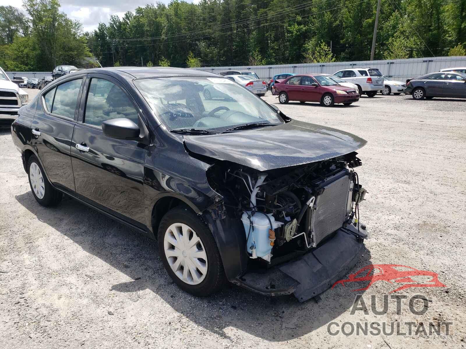 NISSAN VERSA 2019 - 3N1CN7AP2KL829695