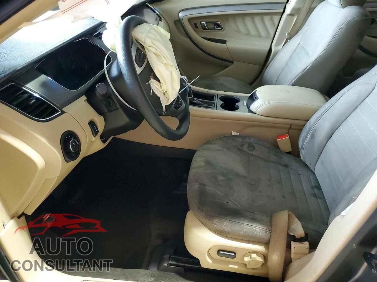 FORD TAURUS 2015 - 1FAHP2D89FG157445