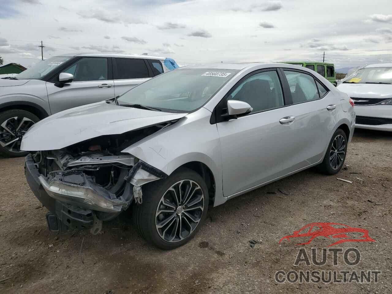 TOYOTA COROLLA 2015 - 5YFBURHE8FP249257