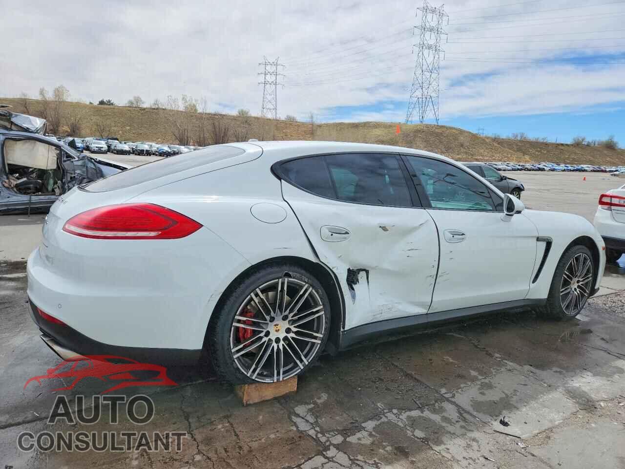 PORSCHE PANAMERA 2015 - WP0AC2A73FL070571