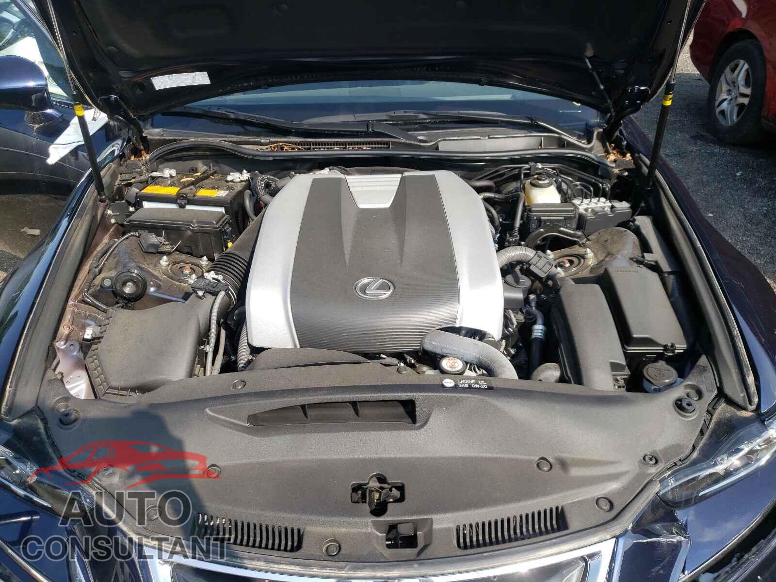 LEXUS IS 2019 - JTHC81D2XK5034443