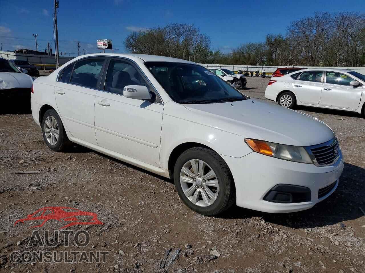 KIA OPTIMA 2010 - KNAGG4A8XA5446860